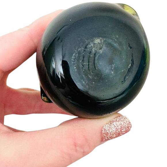 Vintage green glass bird/chick, heavy, GUC - Picture 6 of 8